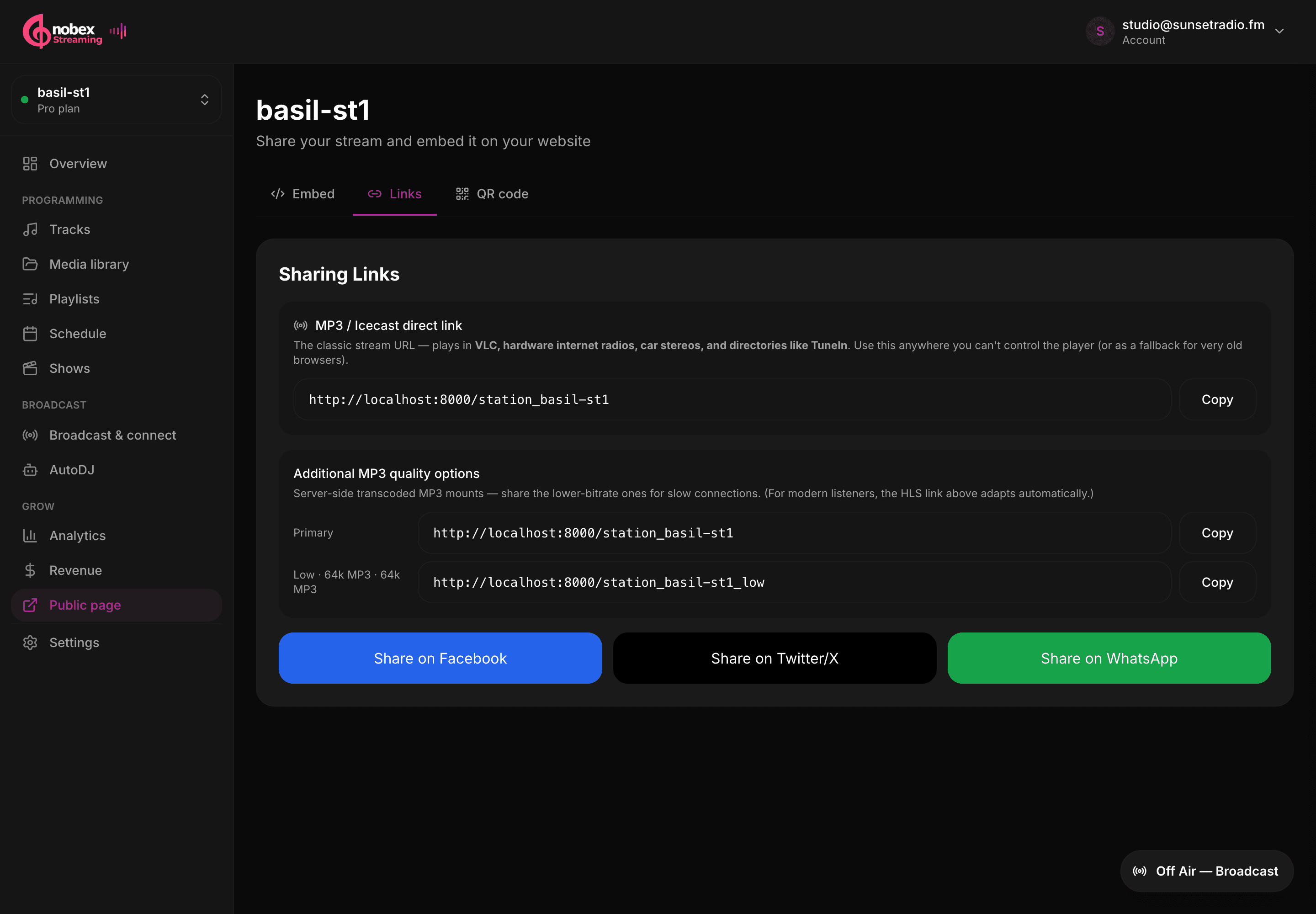 The Links tab showing the listen page and the HLS/CDN stream link